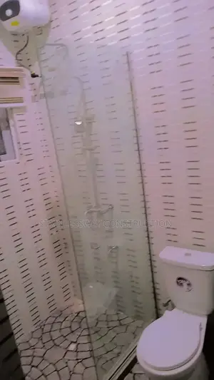 Hydroshowercubiclemystiqueoasishaven