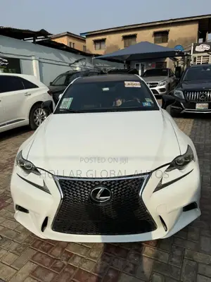 Photo - Lexus IS 250 2015 White
