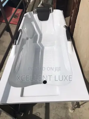 Fiber Executive Bathtub