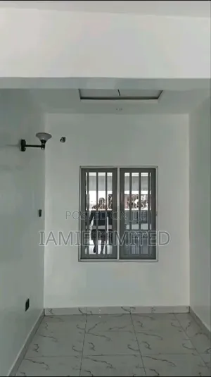 3bdrm Block of Flats in Agadaga, Warri for rent