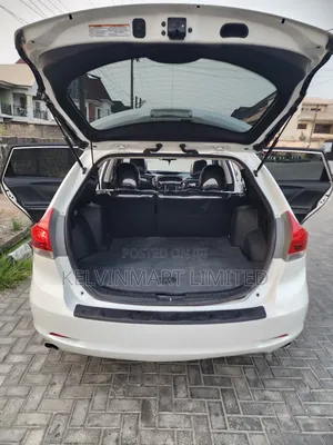 Toyota Venza XLE 4dr Wagon AWD (3.5L 6cyl 6A) 2015 White
