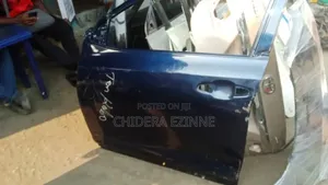 Toyota Highlander 2015 Model Front Door Left Side