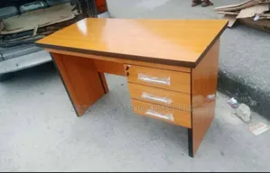 1.4 Table Desk With Drawers