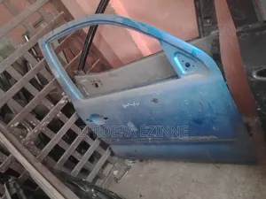 Toyota Tacoma 2015 Model to 208 Model Front Door Right Side