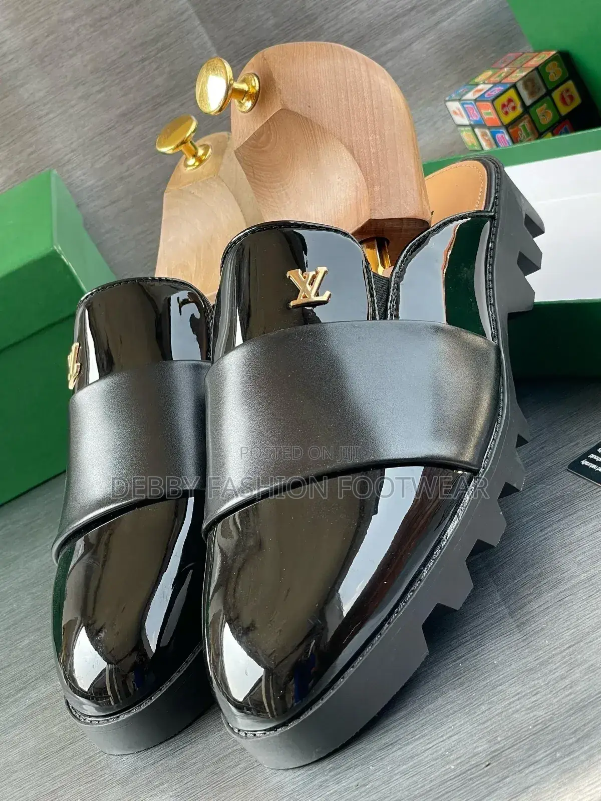 Glossy Fernando Melo Half Shoe
