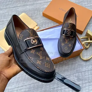 Quality Classic Louis Vuitton Shoe Available