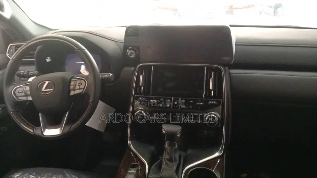 New Lexus LX 2024 White