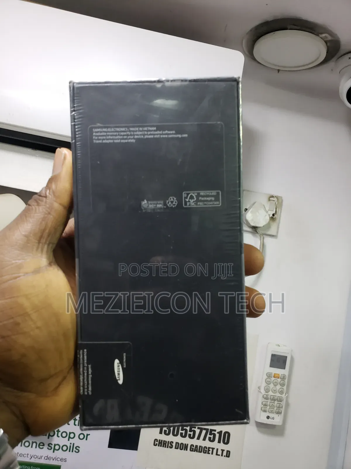 New Samsung Galaxy Z Flip4 128 GB
