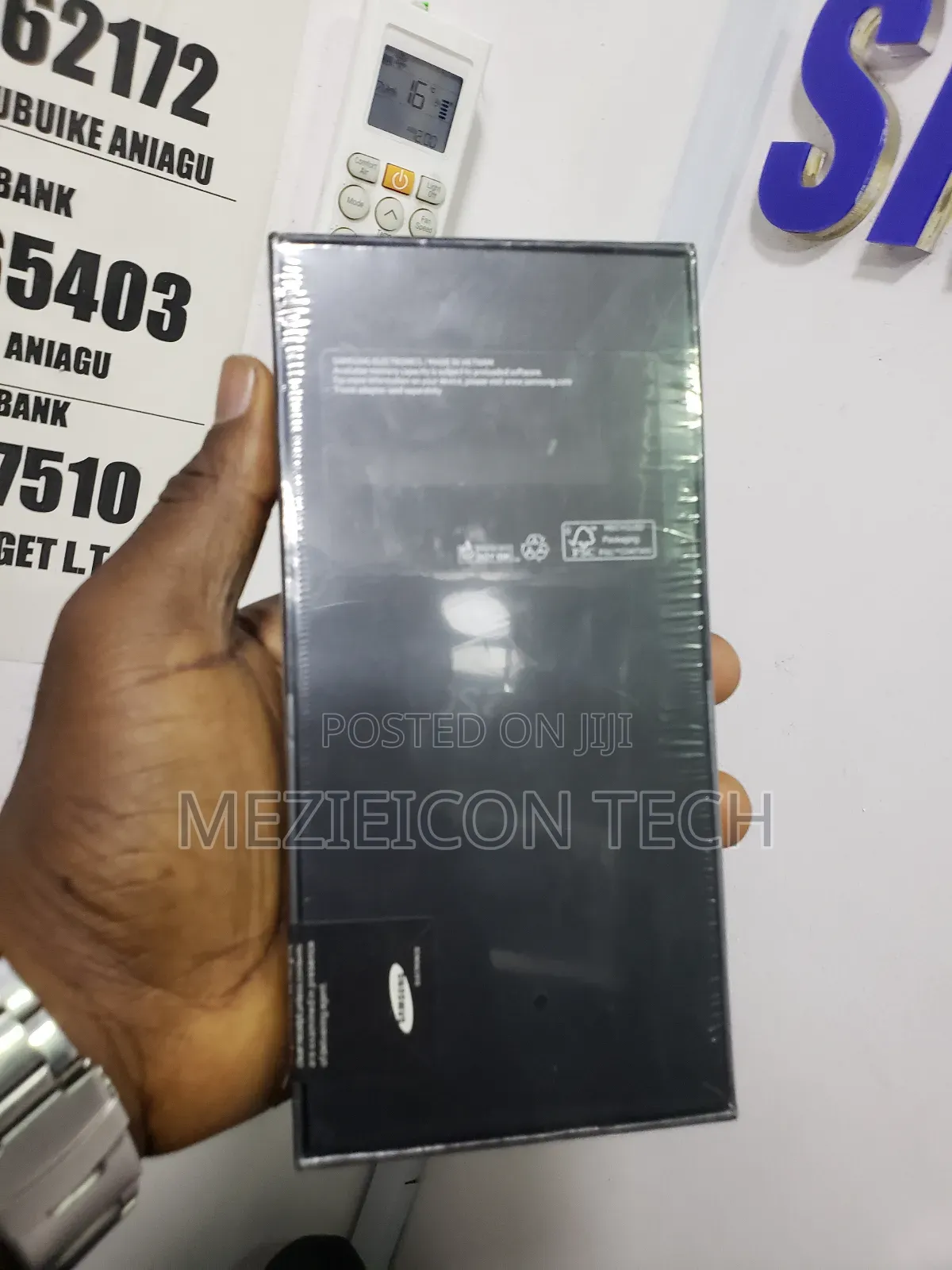 New Samsung Galaxy Z Flip4 128 GB