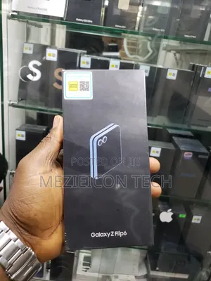 New Samsung Galaxy Z Flip6 256 GB Black