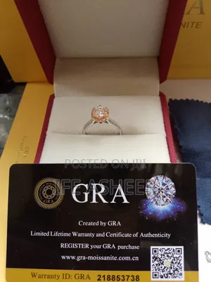 Photo - Mossanite Diamond Stone Proposal Ring 012 - Silver Gold