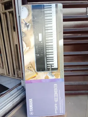 Yamaha PSR E383 Keyboard