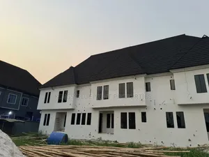 Photo - 3bdrm Block of Flats in Hvn Estate, Warri for sale