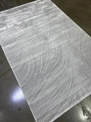 Quality Center Luxurious Rug