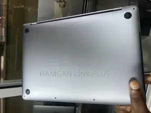 Laptop Apple MacBook Pro 2020 16GB Intel Core i7 SSD 512GB