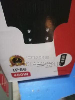 SUKHIG 400w All In One Solar Street Light