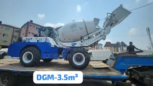 Self Loader Concrete Mixer Truck