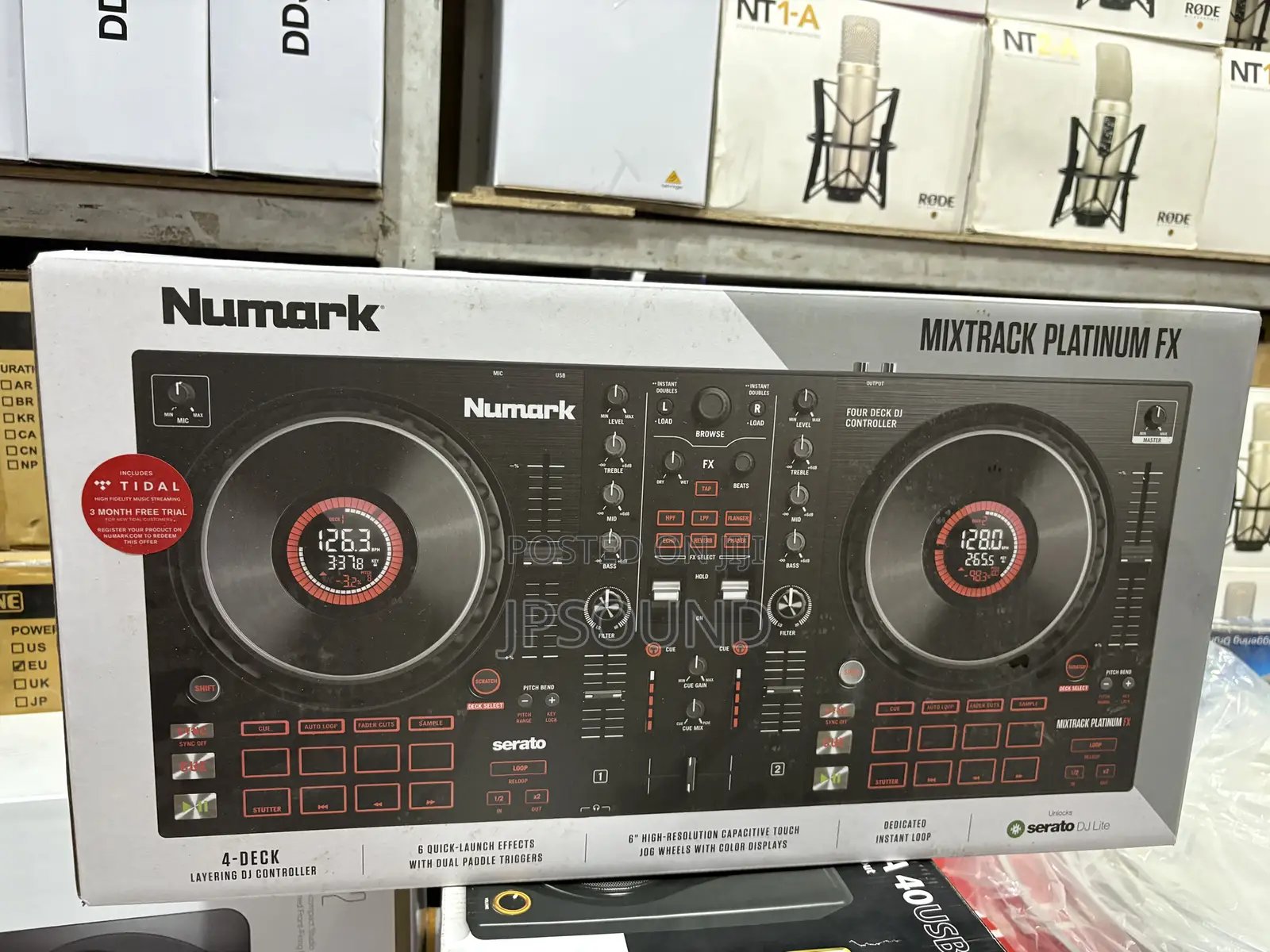 Numark Mixtrack Platinum Fx