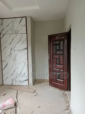 Photo - 1bdrm Block of Flats in Ugolo, Warri for rent