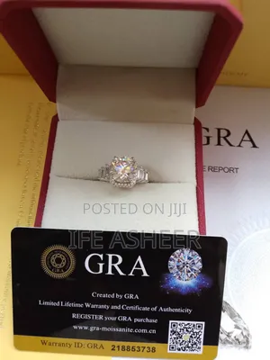 Ladies Mossanite Diamond Stone Silver Proposal Ring - Silver