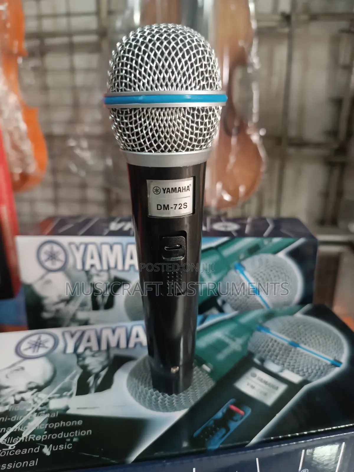 Yamaha Wired Microphone