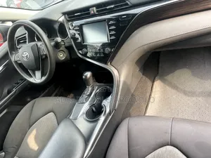 Toyota Camry LE (2.5L 4cyl 8A) 2019 Black