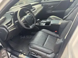 Lexus ES 350 Luxury 2021 White