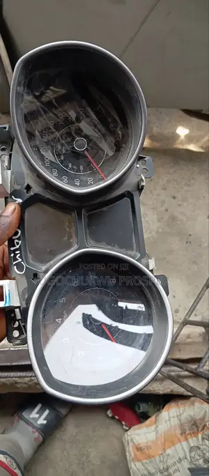 Elentra 2012-2014 Speed Clock