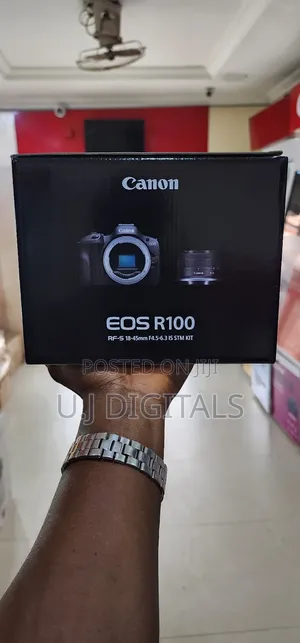 Canon Eos R100 With 18-45mm Lens