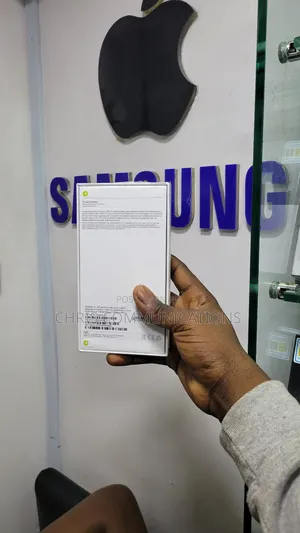 New Apple iPhone 14 Pro Max 128 GB Silver