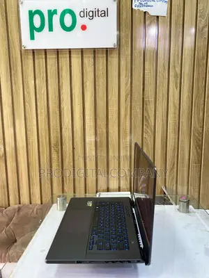 Laptop Asus ROG Zephyrus G15 16GB AMD Ryzen 9 SSD 1T