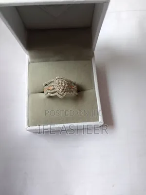 Photo - Elegant Ladies 925 Sterling Silver Wedding Engagement Ring