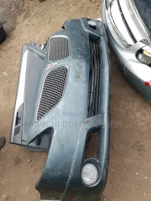Front Bumper Toyota Poitier Vibe Front Bumper 2005