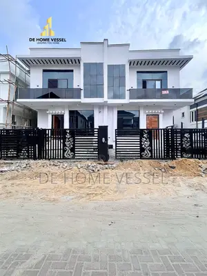 4bdrm Duplex in Ikota for sale