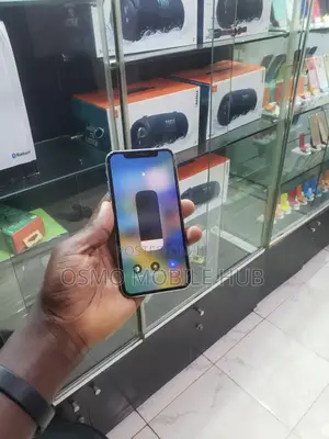 Apple iPhone X 64 GB White