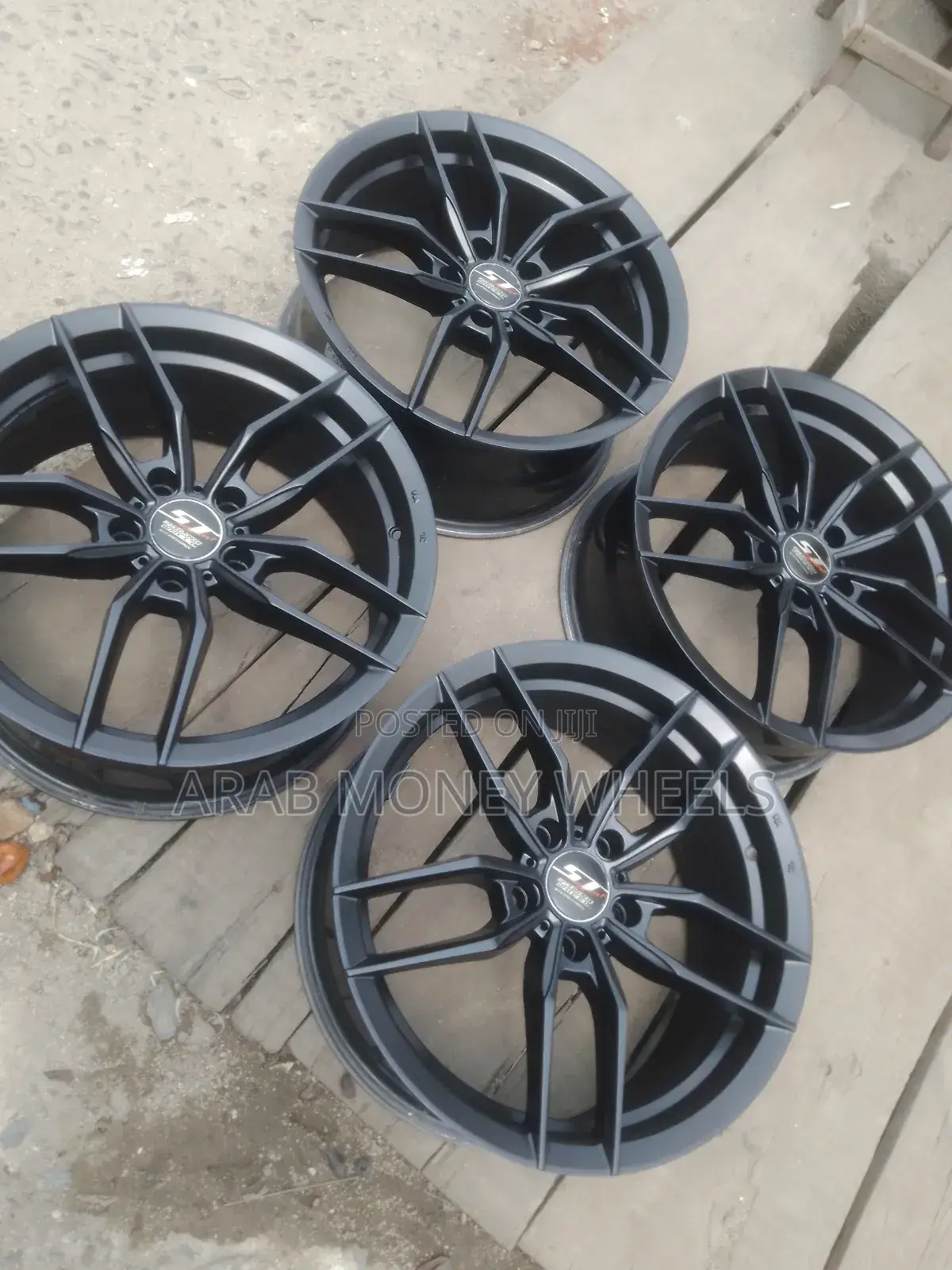 Durable Math Black Rims 17. Inch