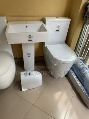Rockford Water Closet