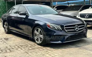 Mercedes-Benz E300 2018 Blue