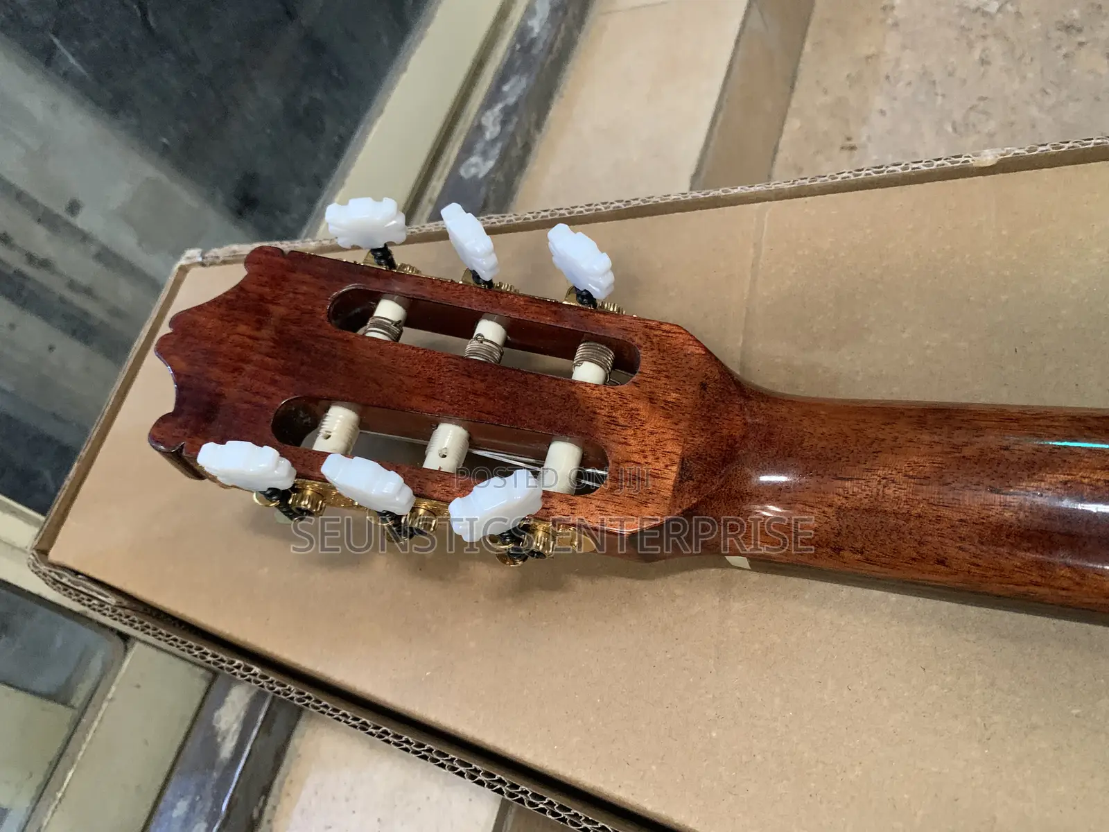 Quality Ibanez GA15 NT Classical Acoustic Guitar