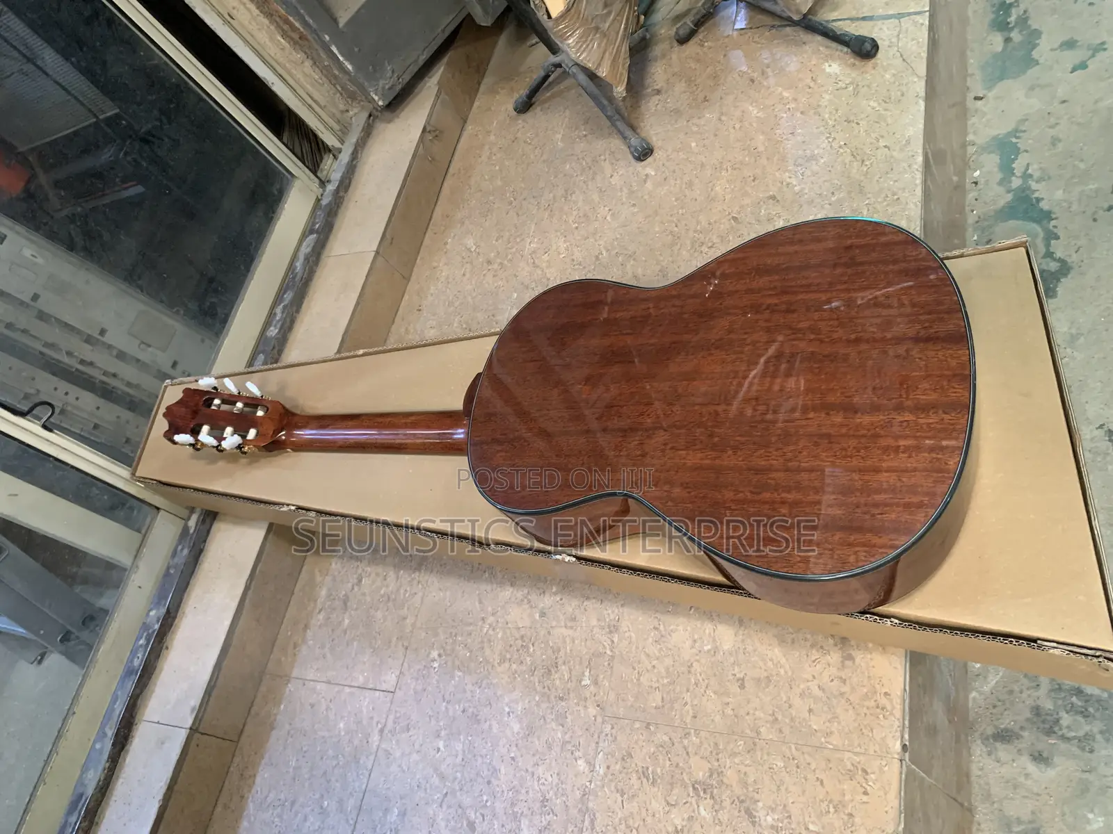 Quality Ibanez GA15 NT Classical Acoustic Guitar