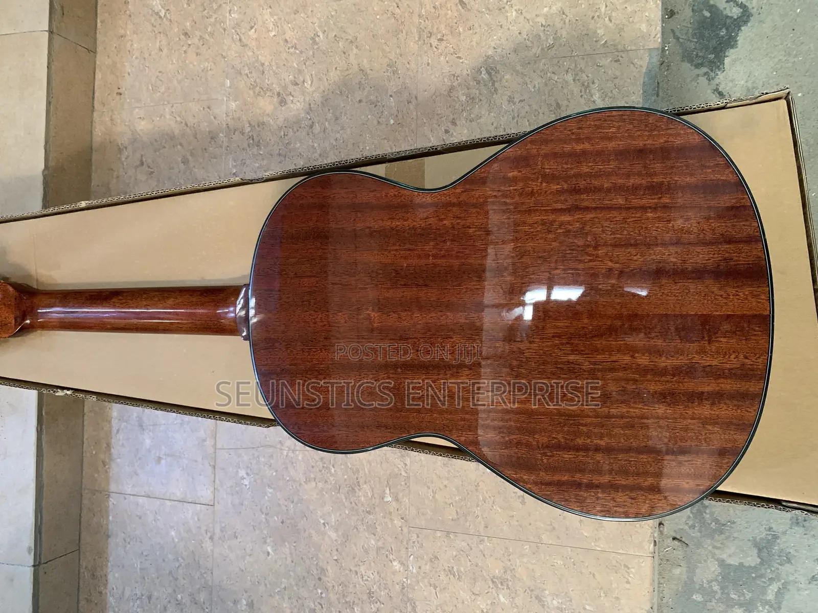 Quality Ibanez GA15 NT Classical Acoustic Guitar