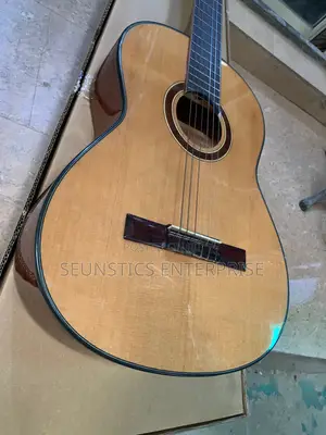 Quality Ibanez GA15 NT Classical Acoustic Guitar