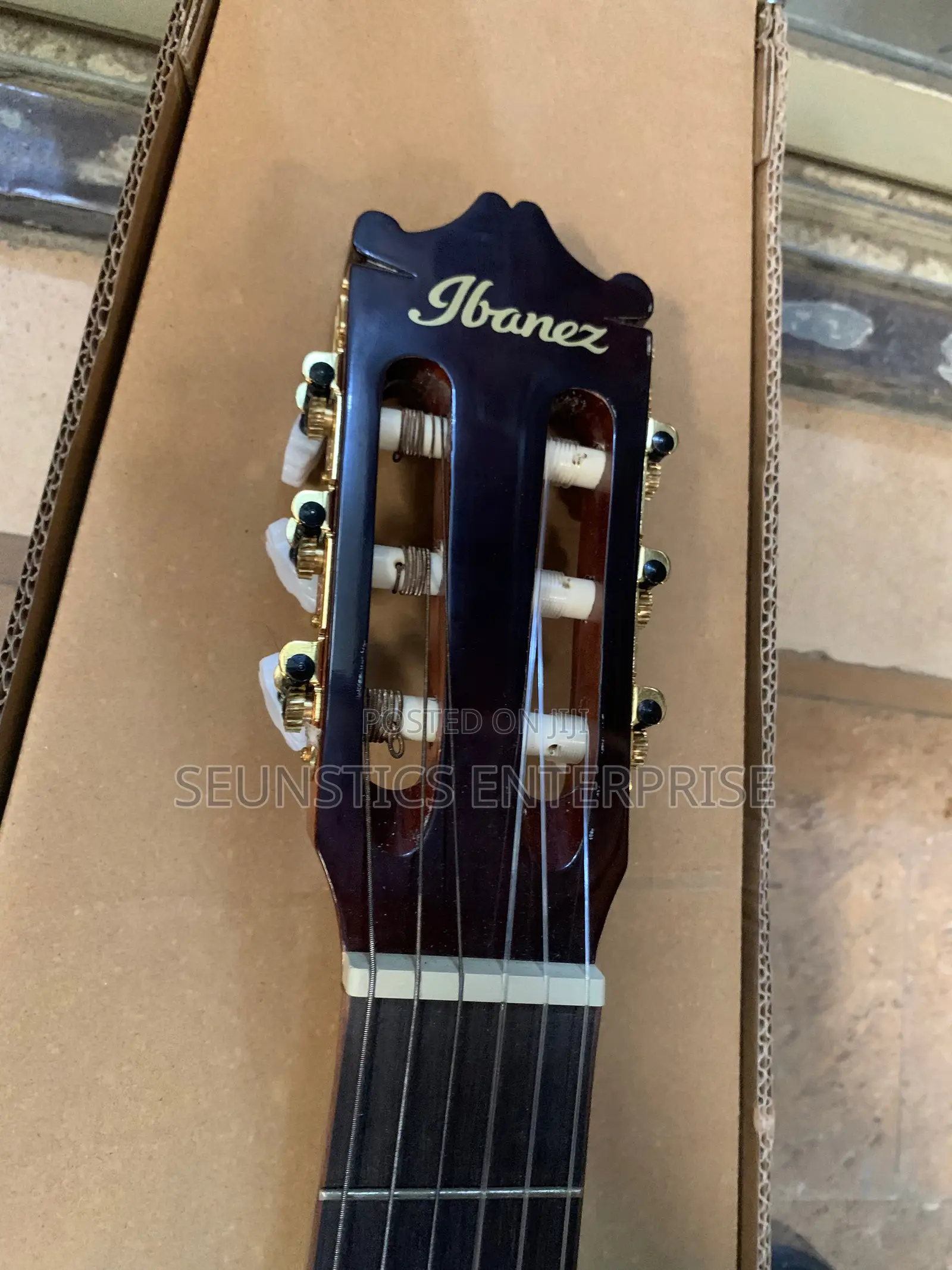 Quality Ibanez GA15 NT Classical Acoustic Guitar
