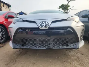 Toyota Corolla 2018 Silver