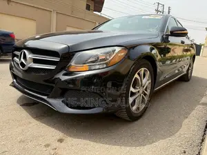 Mercedes-Benz C300 2015 Black