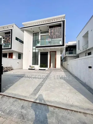5bdrm Duplex in Chevron for sale