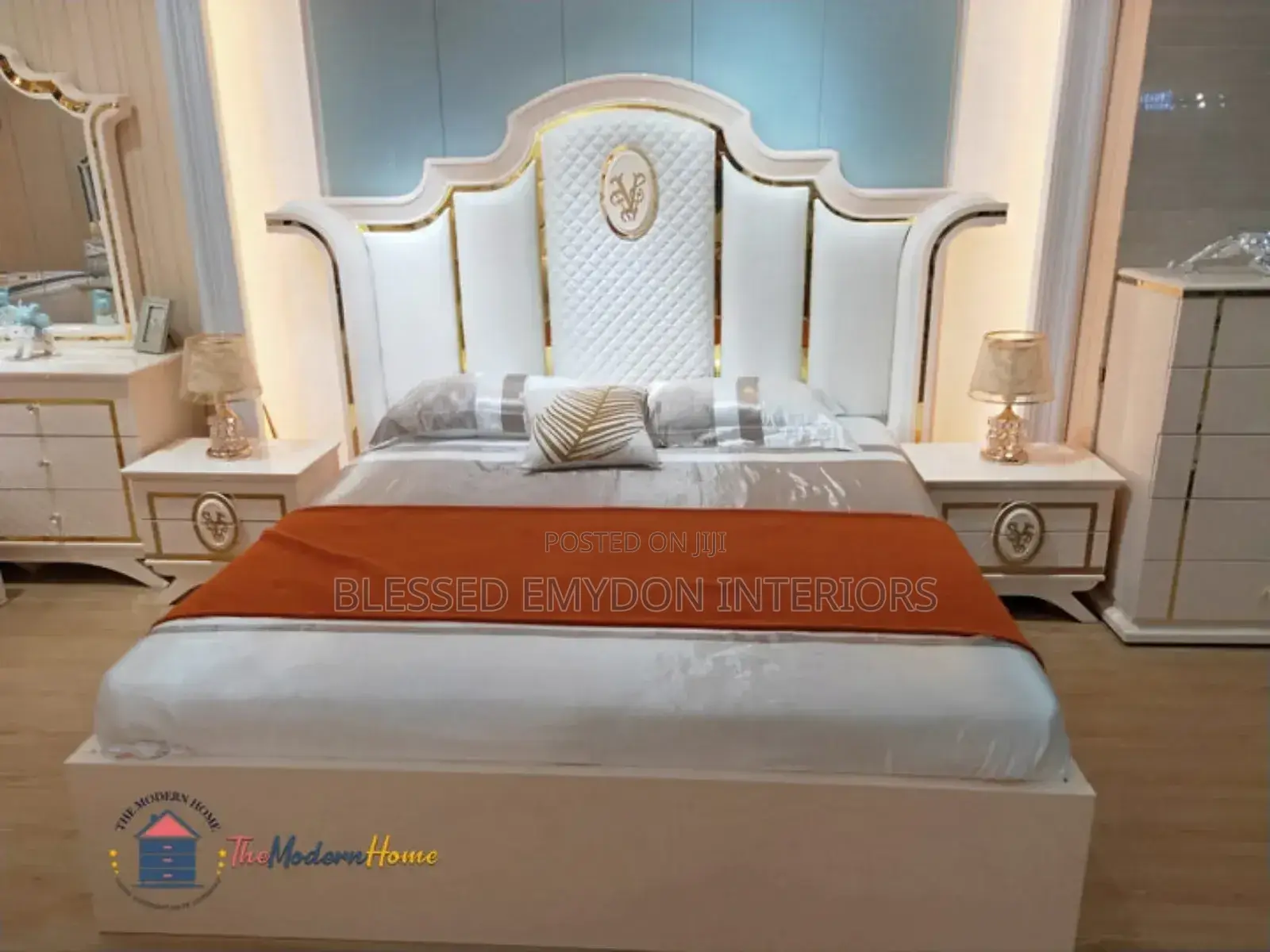 Royal Luxury Bedroom Set