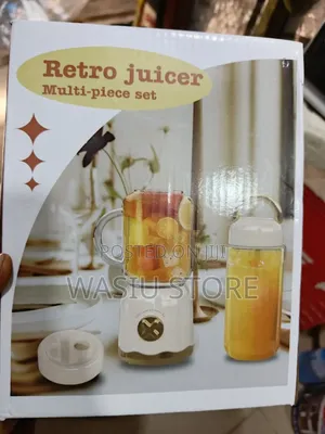 Retro Fruit Juicer