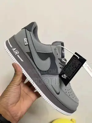Nike Airforce G2 Sneakers