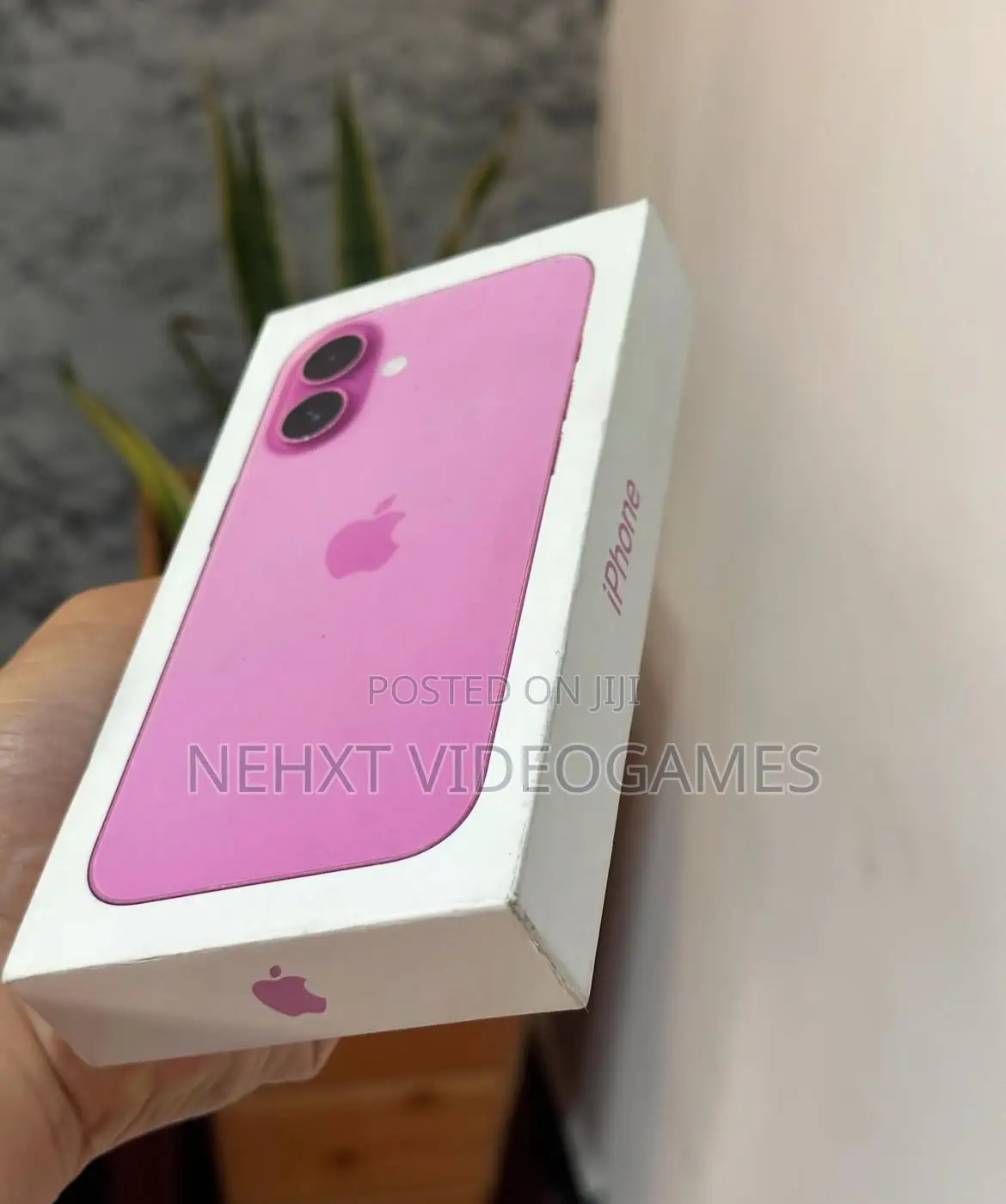 New Apple iPhone 16 256 GB Pink